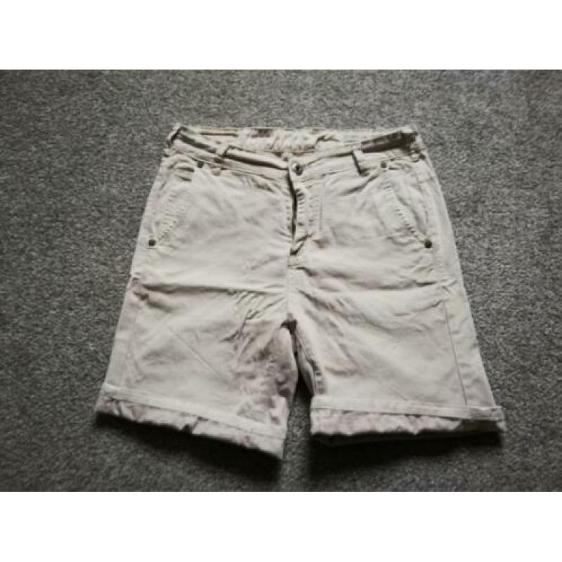 Te koop mooie Circle of Trust korte broek maat L