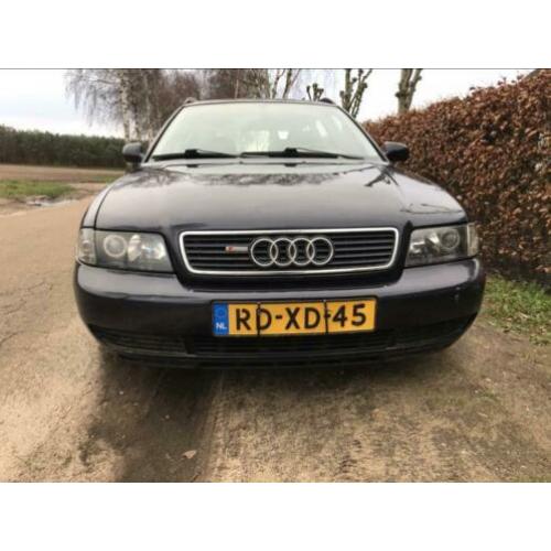 Audi A4 1.8 Avant 20V 92KW 1997 Blauw