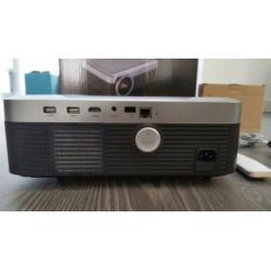 Nieuw! Full HD Beamer met Android/WIFI/LED lamp