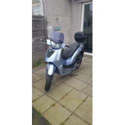 Kymco People S (defect)