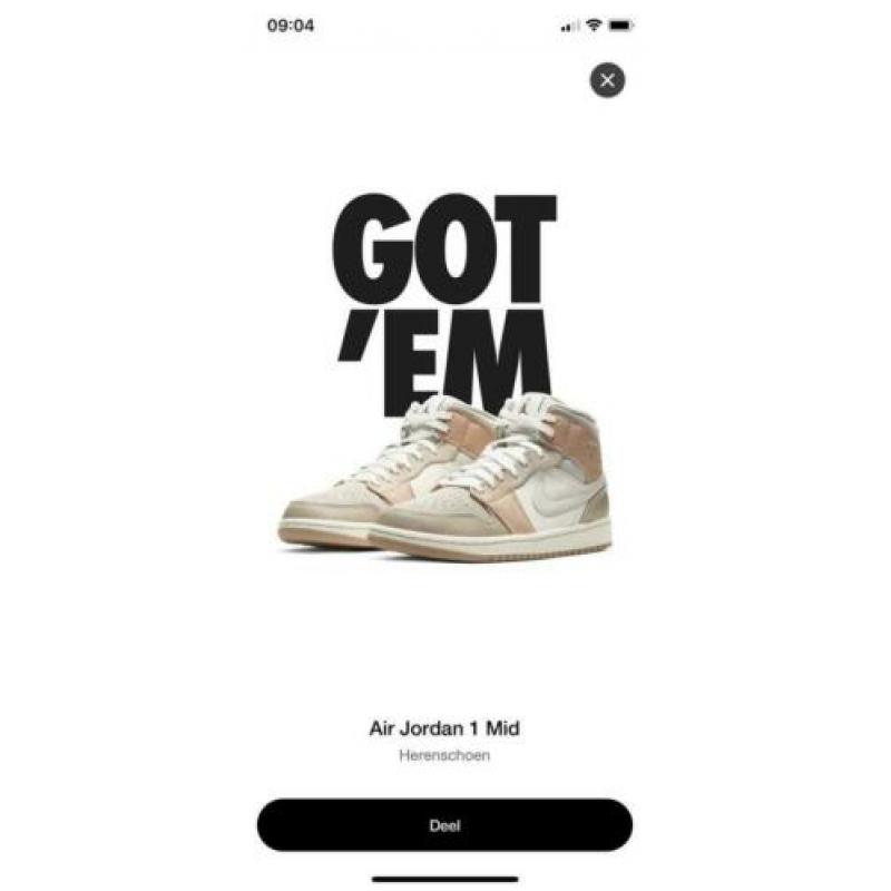 Air Jordan 1 mid Milan maat 42/US 8.5