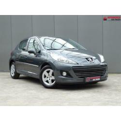 Peugeot 207 1.4 VTi Style ?? LAGE KM ! (bj 2010)