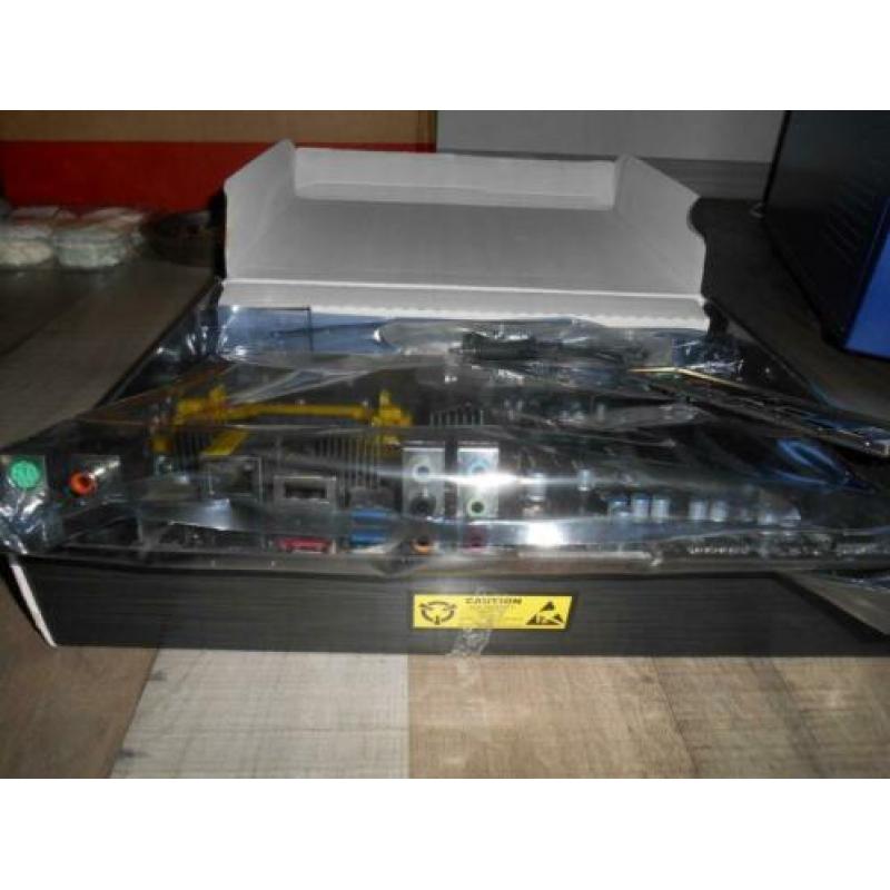 AsRock 990FX Extreme3