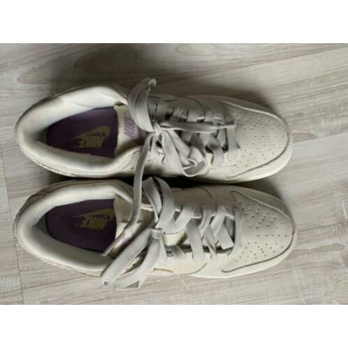 Nike air force beige met glitter maat 38,5