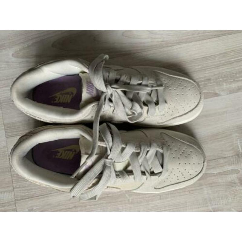 Nike air force beige met glitter maat 38,5