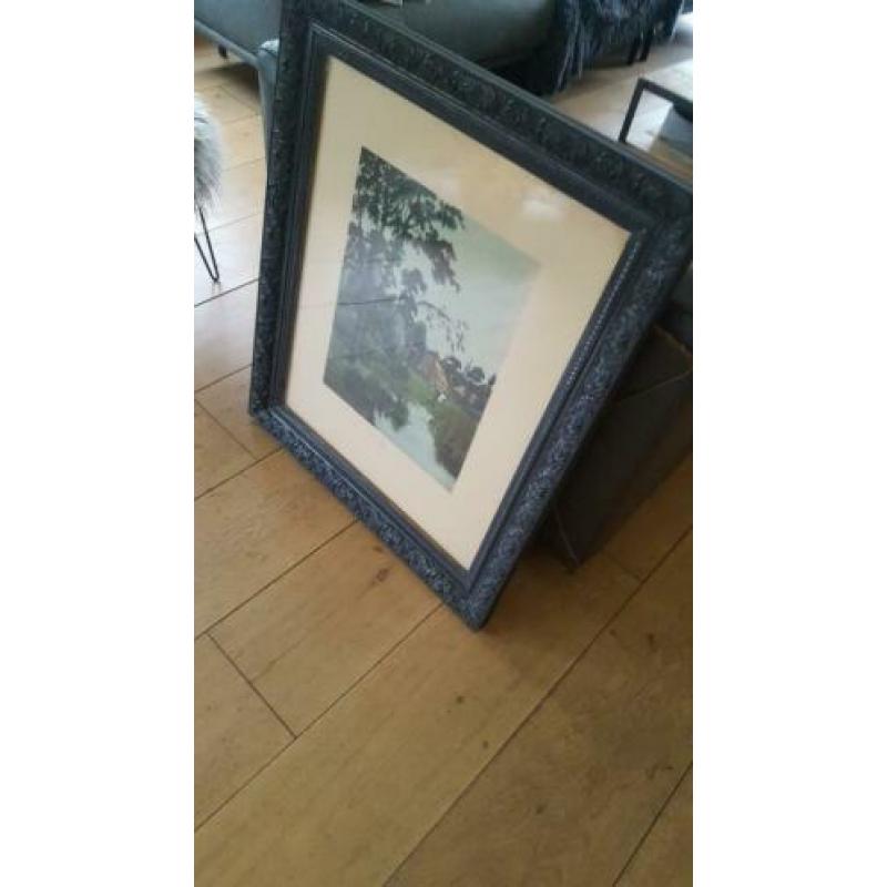 Oude antieke brocante lijst met oud glas en oude print
