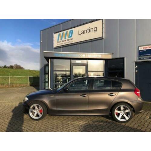 BMW 1-serie 118d Corporate Business Line | nieuwe motor!