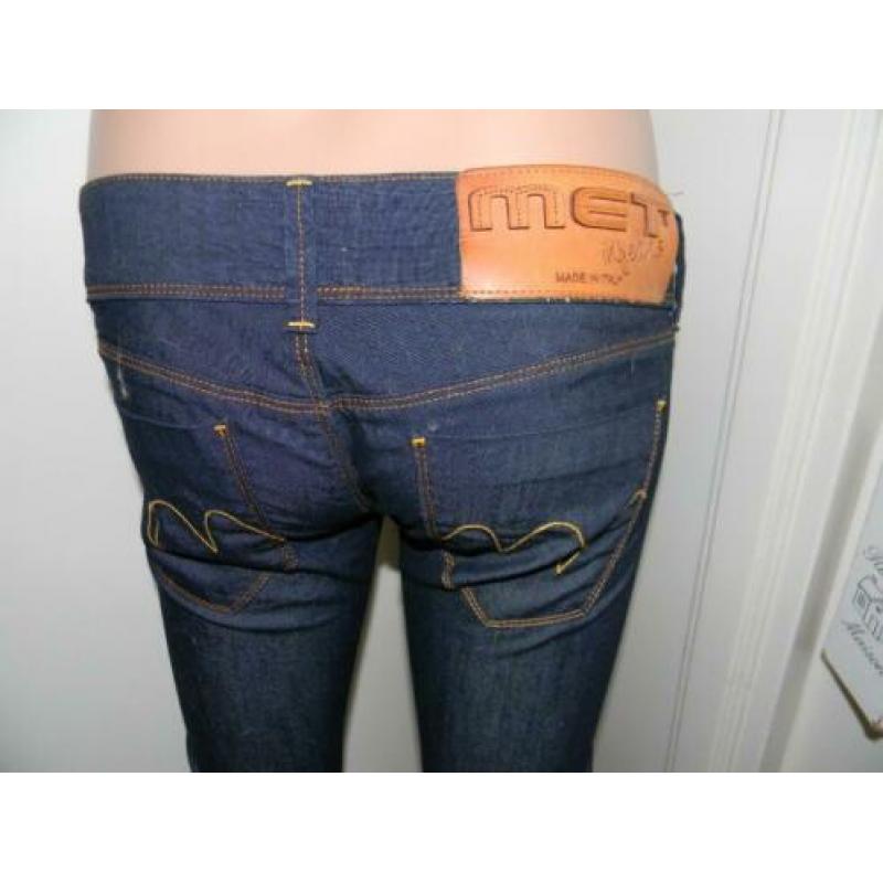 MET INJEANS mooie jeans MAAT 27 NIEUW