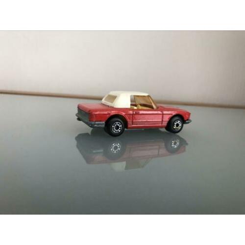 Lesney Matchbox Mercedes SL cabriolet nr 6 (1973)