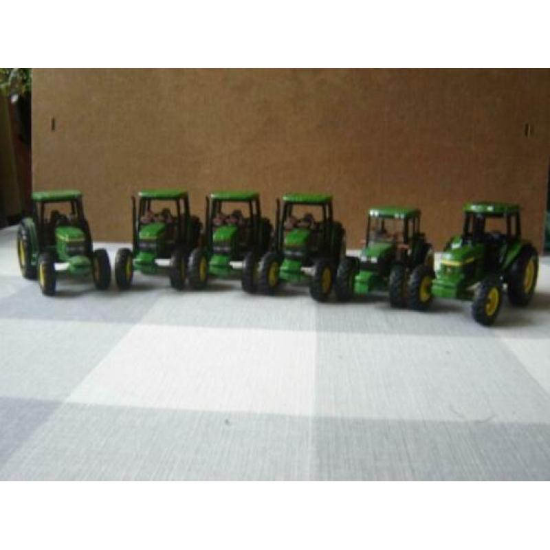 Diverse John Deere modellen.