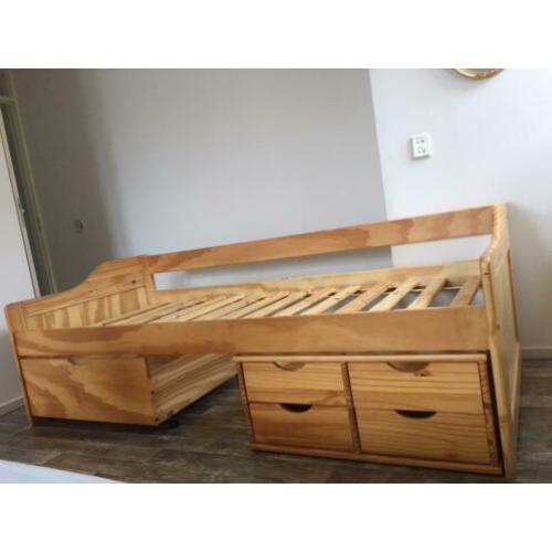 Mooi bed met opberglade s 90x200