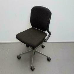 2x AHREND 230 bureaustoelen - zwarte nieuwe stof S06