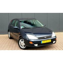 Ford Focus 1.8-16V Collection