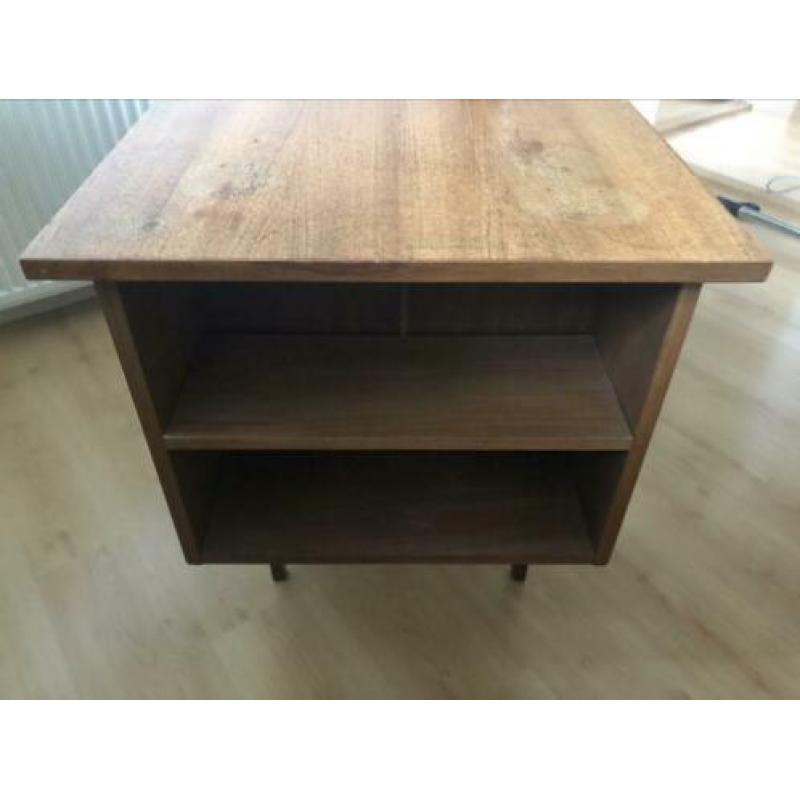 Vintage design bureau