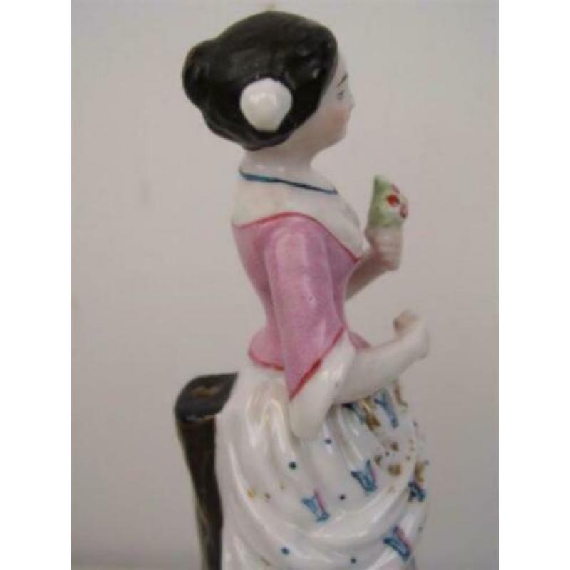 Twee polychrome Staffordshire beelden 19e eeuw