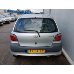 Toyota Yaris 1.0-16V VVT-i Terra