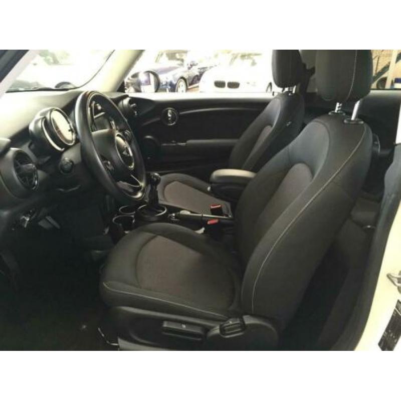 MINI Mini 1.5 COOPER NAVI.Pro-ECC-LMV-WIRED PAKKET-CRUISE