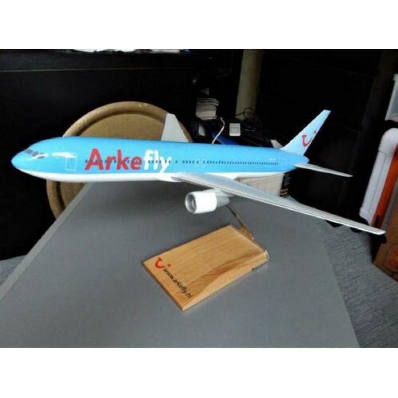Vliegtuigmodel ArkeFly Boeing 767