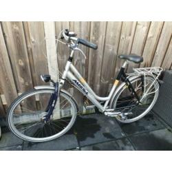 Damesfiets 28 inch 3 versnellingen Framemaat 56cm