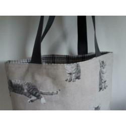 Nieuw: cypers katje,tijger katje tas/shopper by Kadodotje