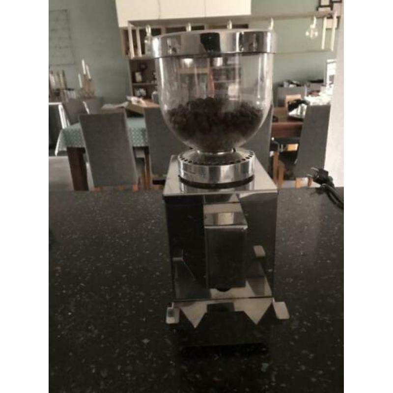 Koffiemolen isomac.