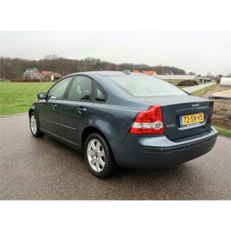 Volvo S40 1.8 AIRCO / NAVI / CRUISECONTROLE / PDC / LEDER