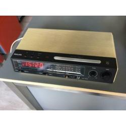Philips 470 wekkerradio retro jaren 70 klokradio