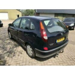 Nissan Almera Tino 2.2 DCI Airco,""" APK 4-5-2020"""