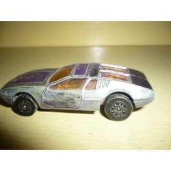 Mie18> oude corgi tomaso mangusta 01