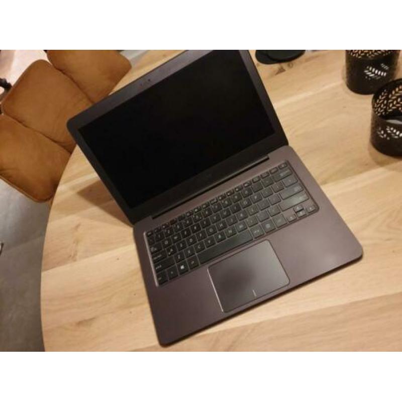 Ultrabook Asus UX305FA / Ultra-dun, 13,3" FullHD, 128GB, 4GB