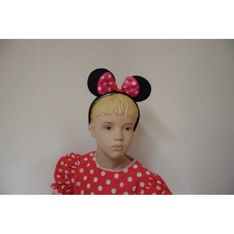 Verkleedkleren:Minnie Mouse jurk met broekje en oortjes 104