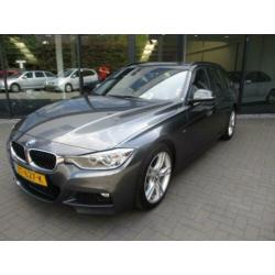 Bmw 3-SERIE 318d Touring M-Pakket, Leer,Xenon,NaviPro,Clima,