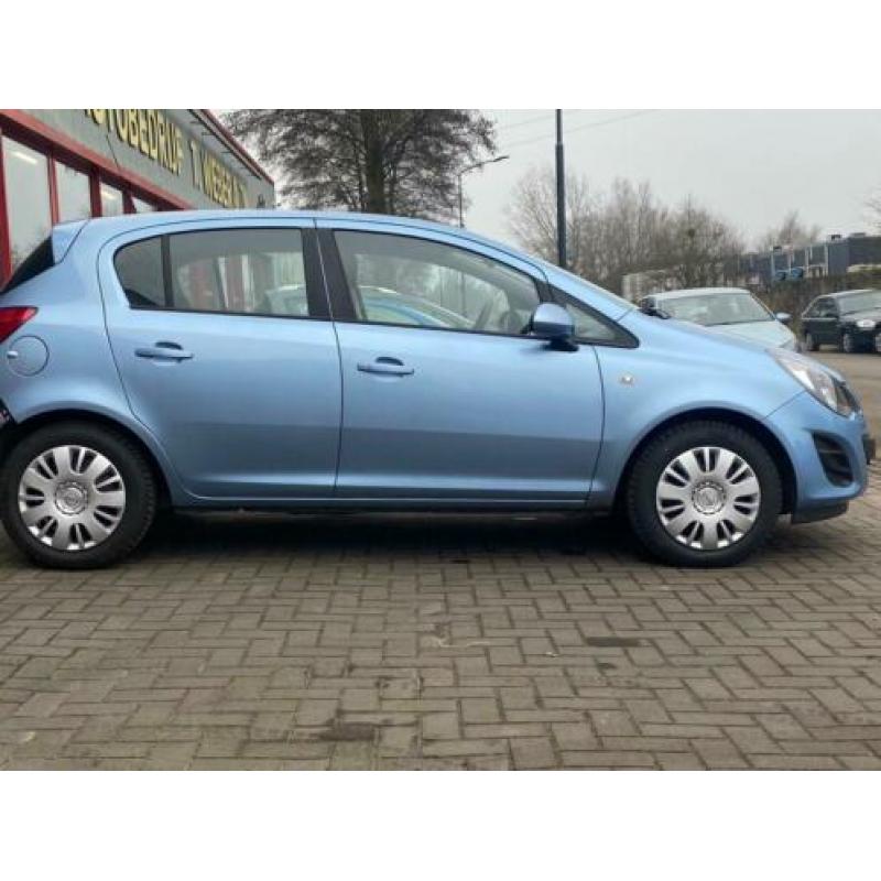 Opel Corsa 1.4-16V Cosmo