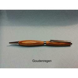 Handgemaakte houten balpennen.
