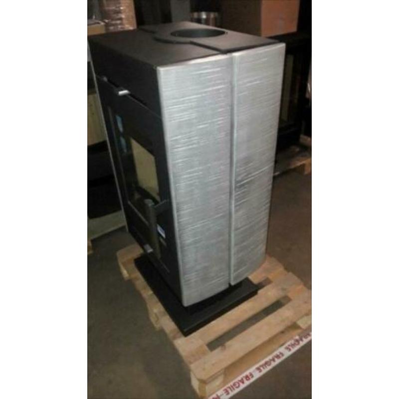 AANBIEDING Houtkachel Zeta van Haas & Sohn met groot Raam