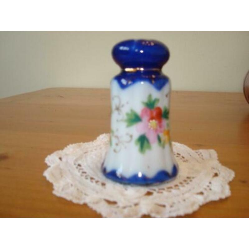 Bijzondere Franse strooier, porselein, zoutvaatje brocante