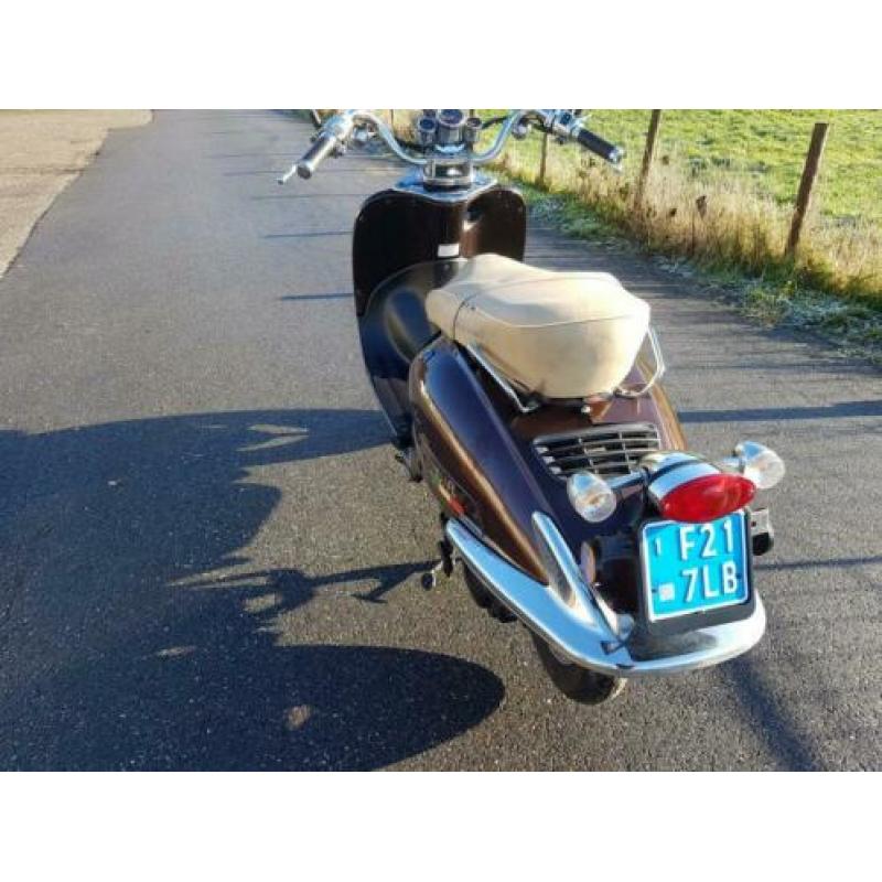 Iva grande retro snorscooter