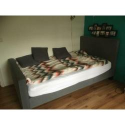 Bed - twijfelaar