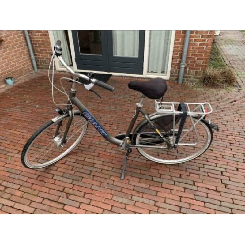 Giant 7 versnellingen 28 inch framemaat 50
