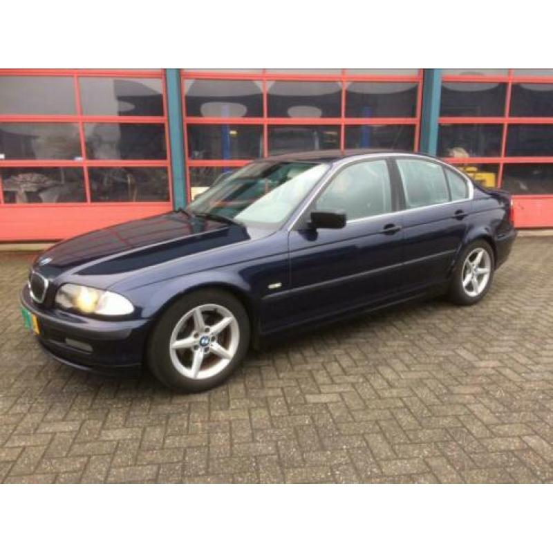 BMW 3-Serie 2.5 I 323 / 2000 Executive met Nwe APK!