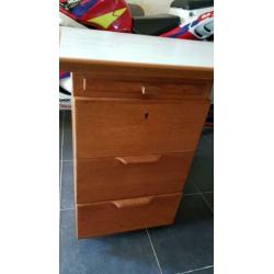 Oud zwaar Philips bureau (antiek) uit 1958
