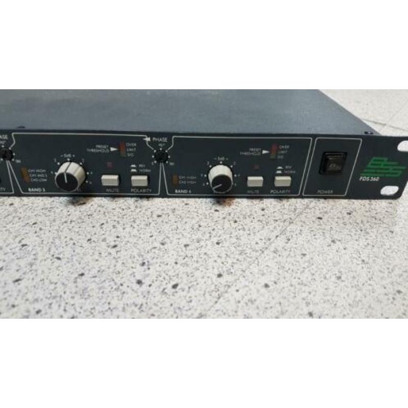 BSS fds360 digital frequency crossover