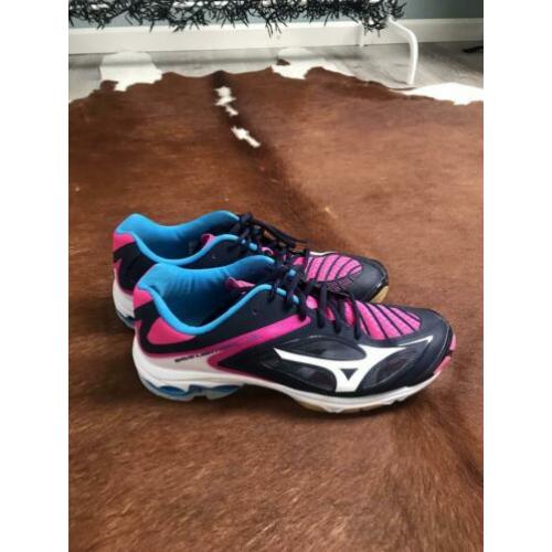 Mizuno Wave Lightning z3