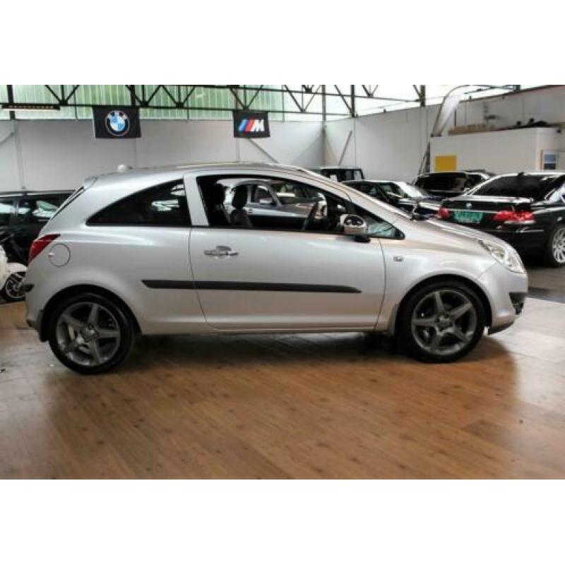 Opel Corsa 1.4-16V Edition - LPG - Trekhaak - PDC/camera