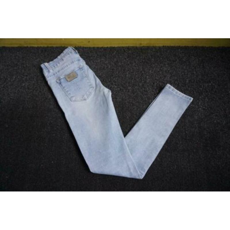 Broek van Lois, maat 25x32