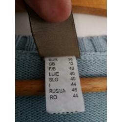 Vest licht blauw / ijsblauw merk Best Connections maat 38