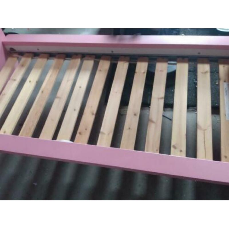 Mamoet rosé kinderbed
