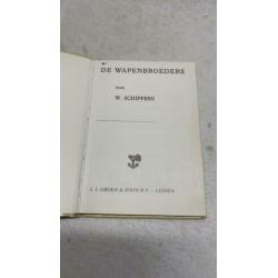 Boek Wapenbroeders door W Schippers