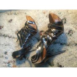 Guess stiletto’s