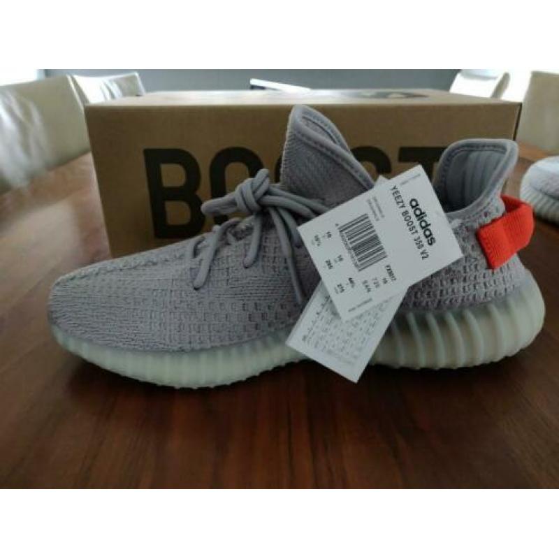 Yeezy boost 350 Taillight, Tail light maat 44 2/3, 10.5